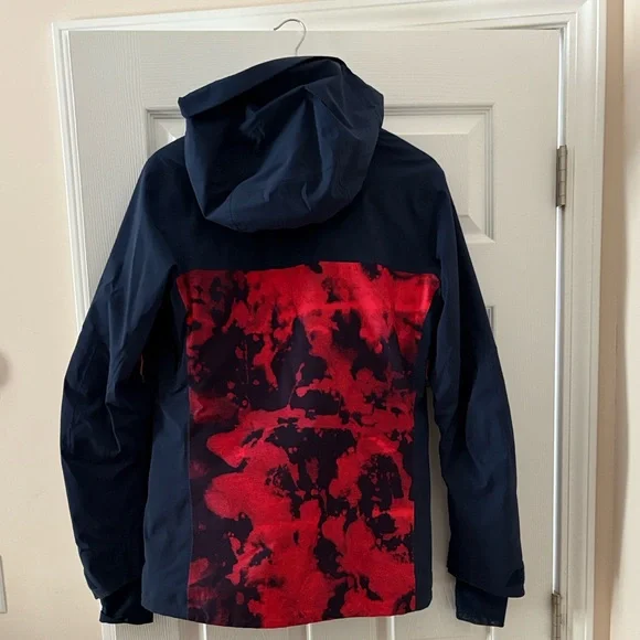 Women’s Burton AK embark Jacket - Picture 6 of 6